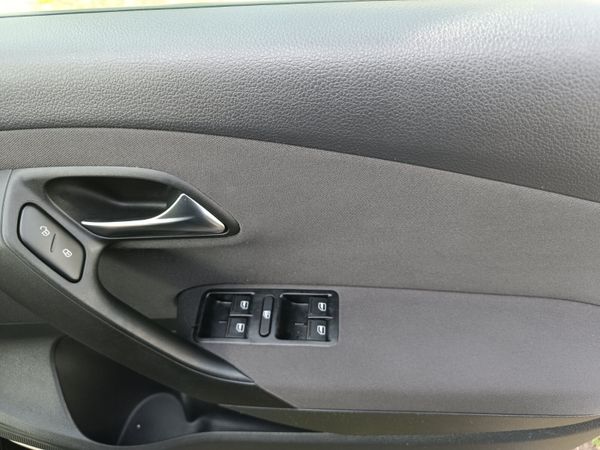 Volkswagen Polo 2013 Automatic (Low Mileage 56k km 357191371