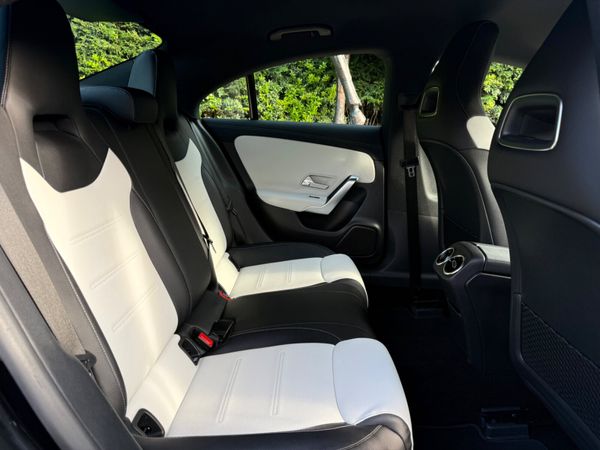 Mercedes-Benz CLA AMG LINE 1 owner 357211078