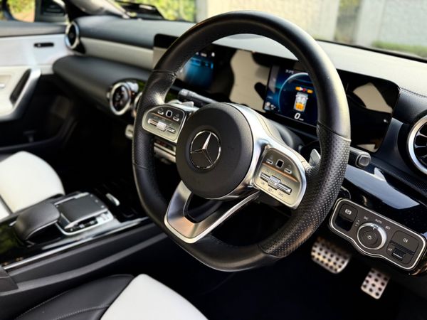 Mercedes-Benz CLA AMG LINE 1 owner 357211798