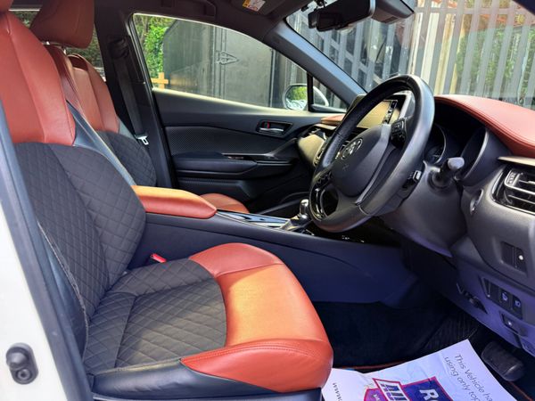 2019 Toyota C-HR Hybrid HALF LEATHER (high spec) 357233477