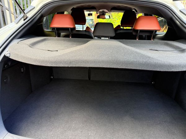 2019 Toyota C-HR Hybrid HALF LEATHER (high spec) 357233470