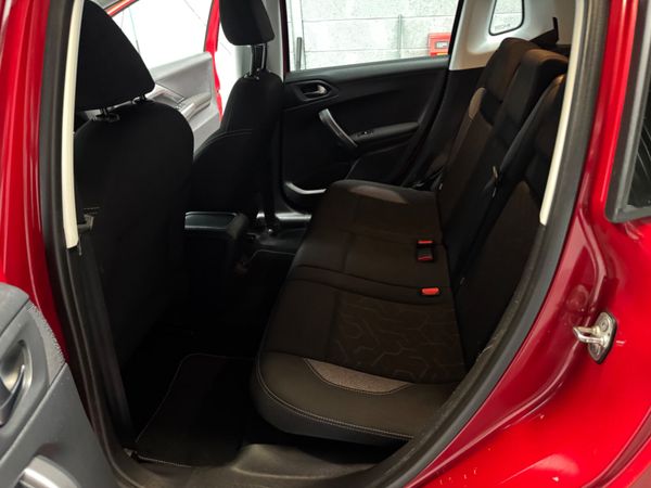 Peugeot 2008 2016       1 OWNER ! 357279881