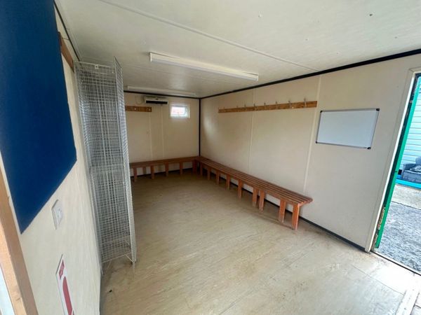 32 x 10 site office changing drying room.....5286 357330300