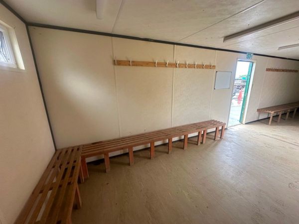 32 x 10 site office changing drying room.....5286 357330315