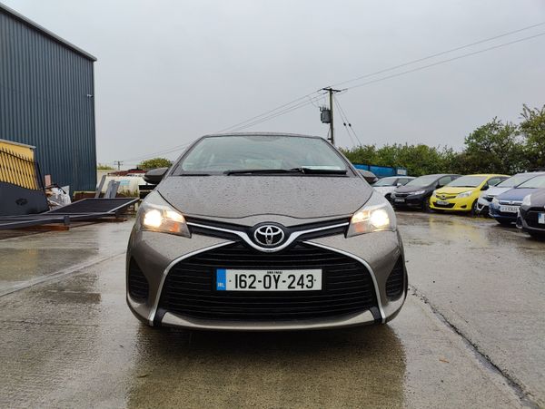 2016 Toyota Yaris -1.5 Petrol Hybrid (Irish Car) 357347982