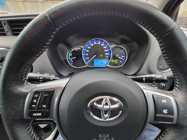 2016 Toyota Yaris -1.5 Petrol Hybrid (Irish Car) 357347990