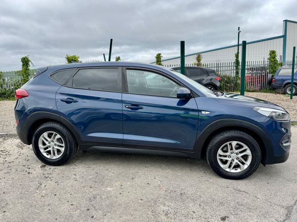 Hyundai Tucson 2017 premium model 357365532