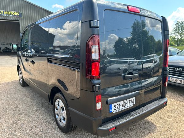 Renault traffic Business **price plus vat** 357389932