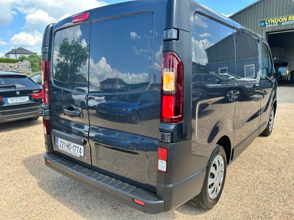 Renault traffic Business **price plus vat** 357389933