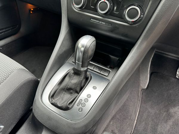 Volkswagen Golf Automatic/DSG Comfortline 357407951