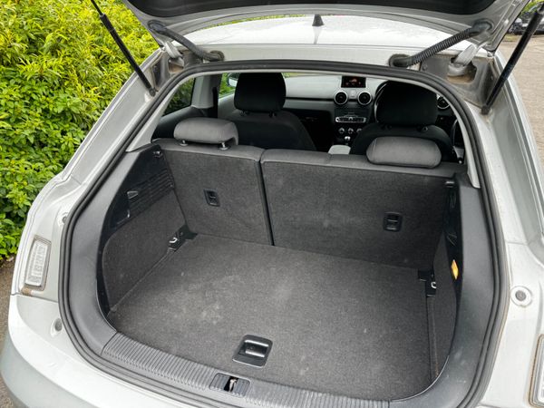 Audi A1 Automatic /Clean Car 357409720