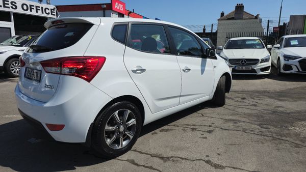 Hyundai ix20 2018 DELUXE 357401186
