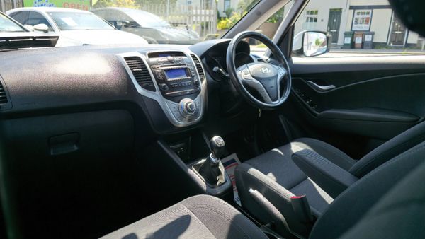 Hyundai ix20 2018 DELUXE 357401191