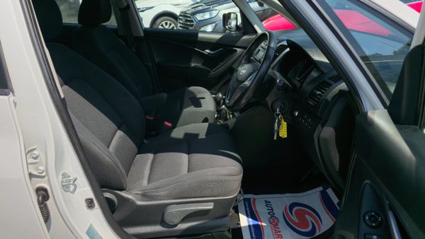 Hyundai ix20 2018 DELUXE 357401213