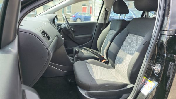 Volkswagen Polo 2015 357402998