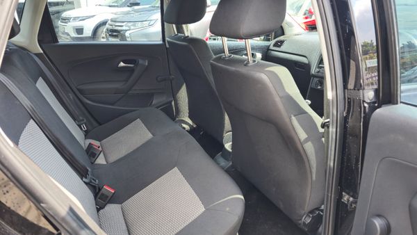 Volkswagen Polo 2015 357403004