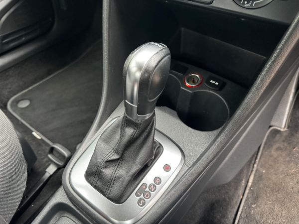 Volkswagen Polo Automatic / DSG Comfortline 357424777