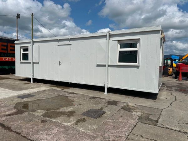 32 X 10 SITE OFFICE OPEN PLAN CABIN....670P 357427802