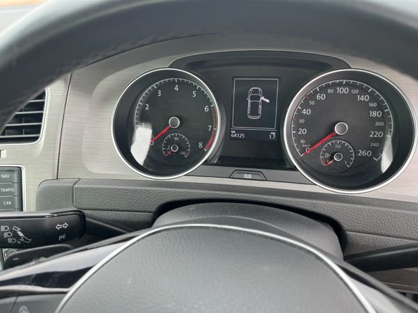 VOLKSWAGEN GOLF 2015, 1.2 TSI 5DR AUTO COMFORTLINE 357436518