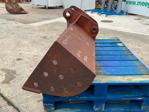 60" GRADING BUCKET.....4-6 TONNE...........1327a. 357430054