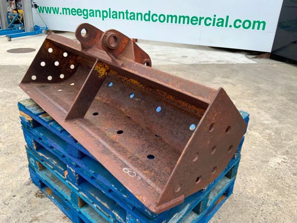 60" GRADING BUCKET.....4-6 TONNE...........1327a. 357430056