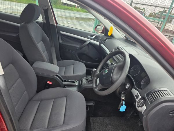 Skoda Octavia 2005 357459702
