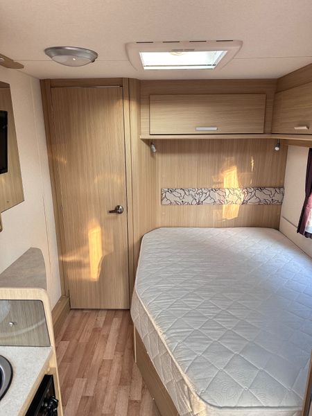 ✨ULTRA LIGHTWEIGHT LUNAR VENUS 4 BERTH FIXED BED ✨ 357489422