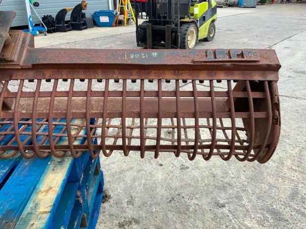 10ft SCREENING / DRAIN CLEANING BUCKET.....1208t. 357498635