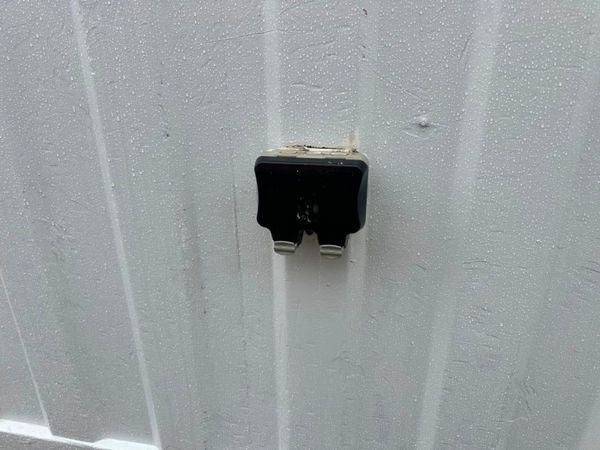 9 X 7 ...SITE OFFICE SECURITY HUT  CABIN ....4566 357517921