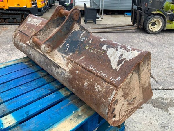 60" RHINOX GRADING BUCKET...45mm PINS....1223t. 357512059