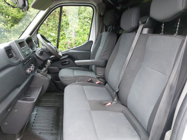 Renault Master 202 MWB Price includes VAT Mint Con 357513151