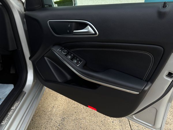 Mercedes-Benz A180D SPORT Low Mileage 357513355