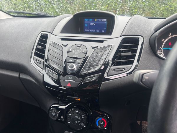 Ford Fiesta 2016 1.0L petrol 357513705