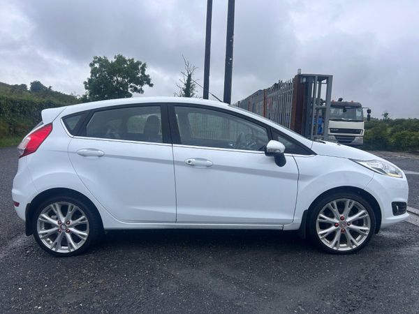 Ford Fiesta 2016 1.0L petrol 357513713
