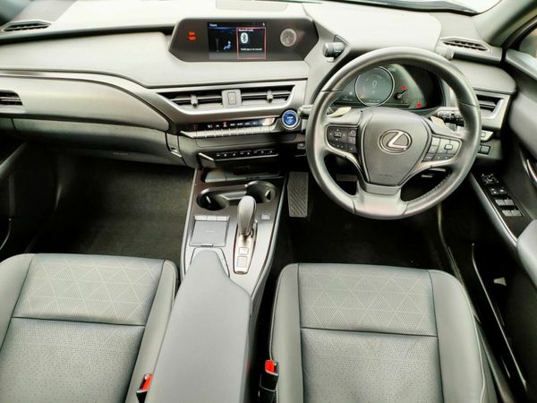 Lexus UX 300E 54kWh Premium + 357577153