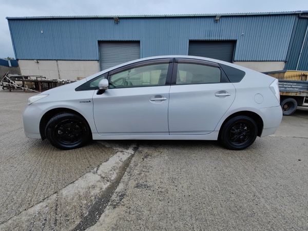 2015 Toyota Prius  Self Charging Hybrid 357577697