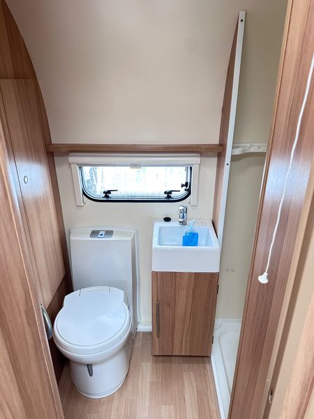 ✨STUNNING BAILEY ORION 5-6 BERTH✨ 357573191