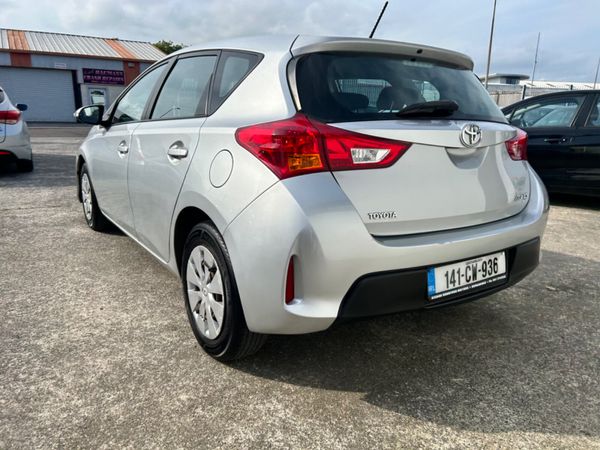 2014 Toyota Auris 357717797