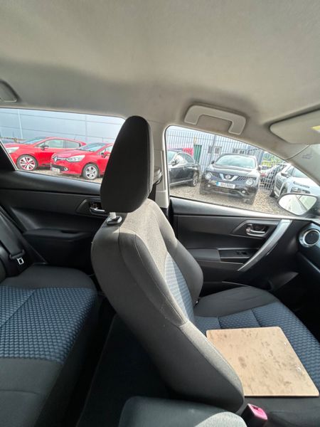 2014 Toyota Auris 357717807