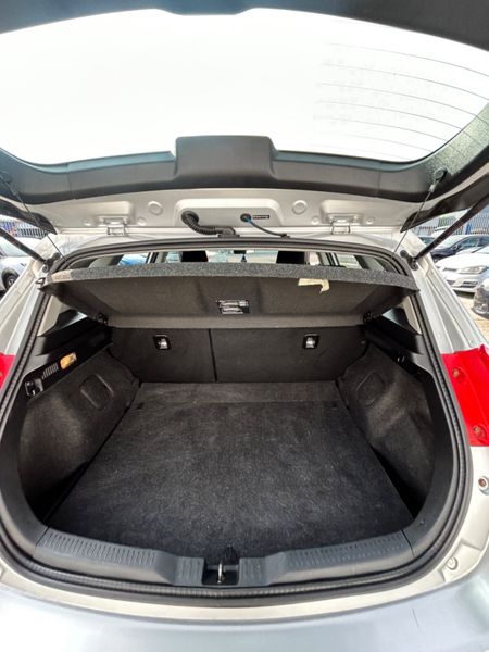 2014 Toyota Auris 357717811