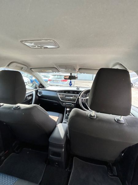 2014 Toyota Auris 357717812