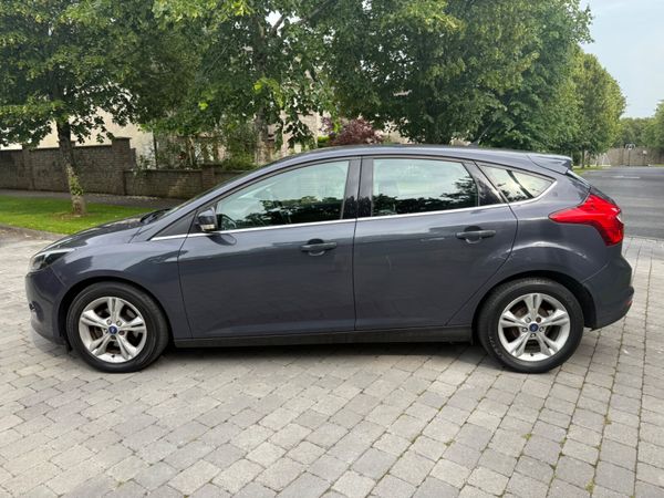 Ford Focus 2012 Zetec 357752312