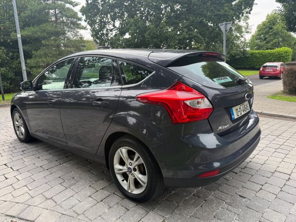 Ford Focus 2012 Zetec 357752320