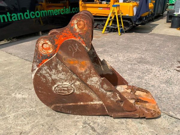 24" STRICKLAND BUCKET........80mm PINS.......1194 357769116