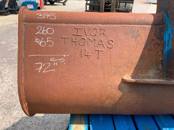 72" BMC GRADING BUCKET........65mm PINS....1275t 357769421