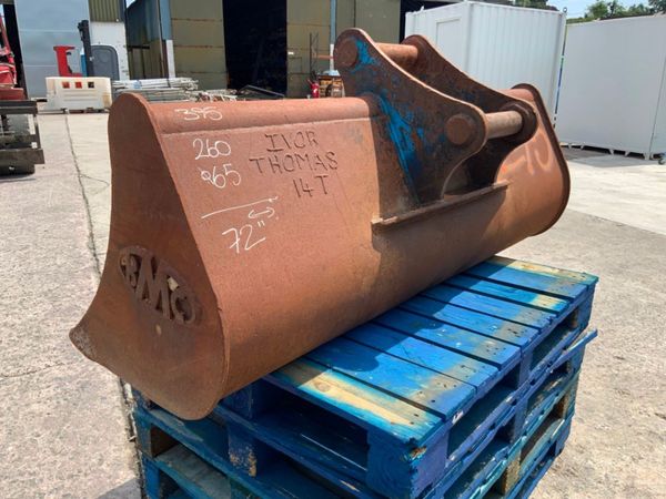72" BMC GRADING BUCKET........65mm PINS....1275t 357769422