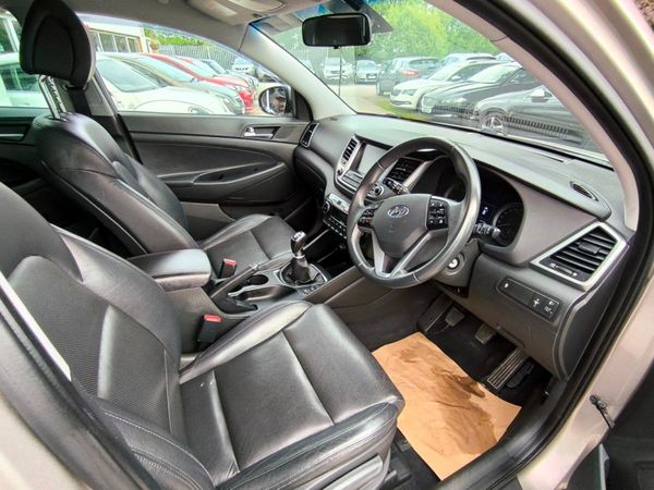 Hyundai Tucson 1.7 D Executive 357786614