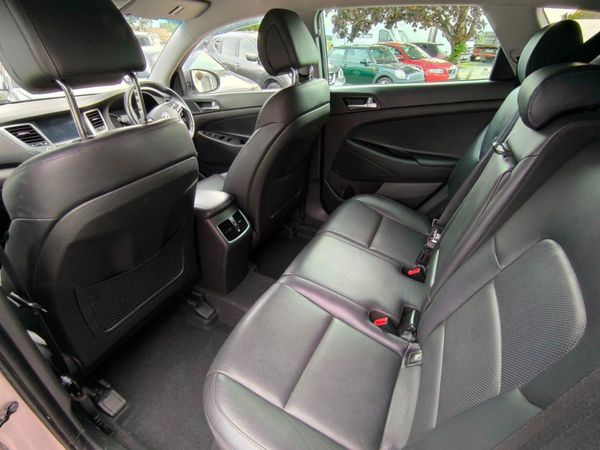 Hyundai Tucson 1.7 D Executive 357786617