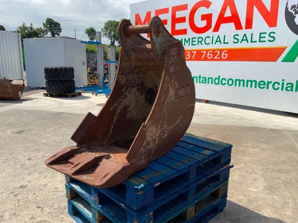 24" EUROFAB DIGGING BUCKET.....65mm PINS....1279t. 357786831