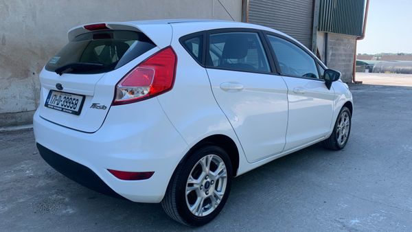 Ford Fiesta Zetec  Nct 04/27 ! 357795587